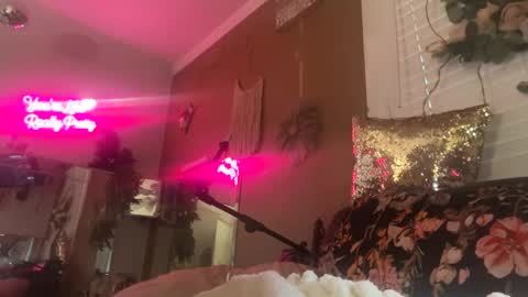 Snapshot of molly_theslut chatting on September 8, 2025, 2:16 pm molly_theslut online show from September 8, 2025, 2:16 pm