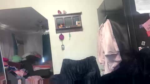 Snapshot of molly_theslut chatting on March 23, 2026, 2:10 pm molly_theslut online show from March 23, 2026, 2:10 pm