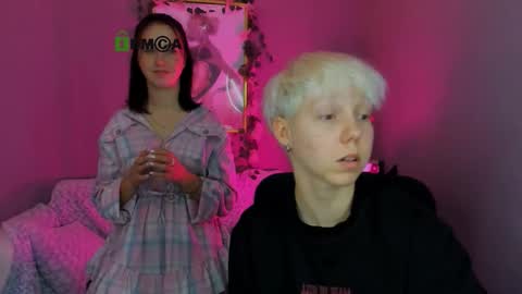 Snapshot of molly_xxx3 chatting on September 22, 2025, 12:40 pm molly_xxx3 online show from September 22, 2025, 12:40 pm