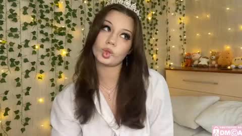 Snapshot of mollybibe chatting on May 16, 2026, 11:42 am Molly online show from May 16, 2026, 11:42 am