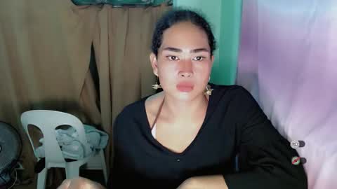 Snapshot of mollygrandexx69 chatting on March 4, 2026, 6:25 pm mollygrandexx69 online show from March 4, 2026, 6:25 pm