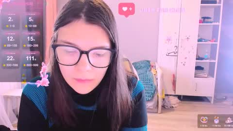  KIRA  online show from November 6, 2025, 4:46 am