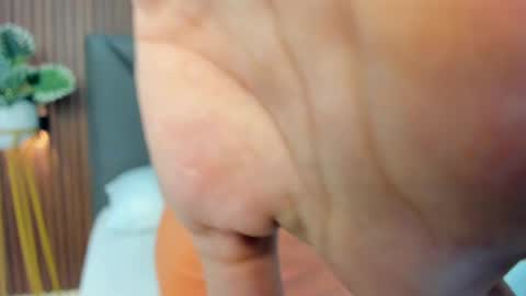 Snapshot of mollylove_ chatting on May 30, 2026, 7:00 pm mollylove_ online show from May 30, 2026, 7:00 pm