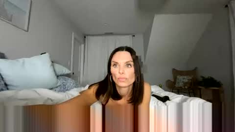 Snapshot of mollymae1125 chatting on February 18, 2025, 4:26 am mollymae1125 online show from February 18, 2025, 4:26 am