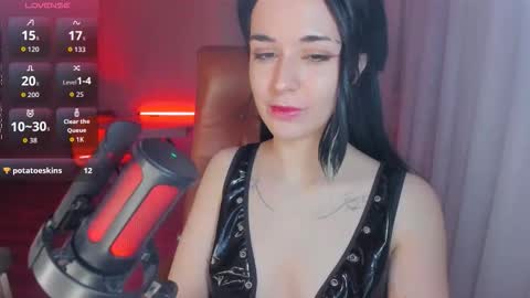 Molly online show from October 21, 2025, 4:30 pm