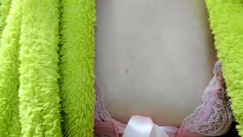 AngelMomm online show from February 9, 2025, 10:42 am