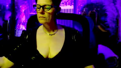 MollySun Nina Randmann online show from April 30, 2026, 5:41 pm