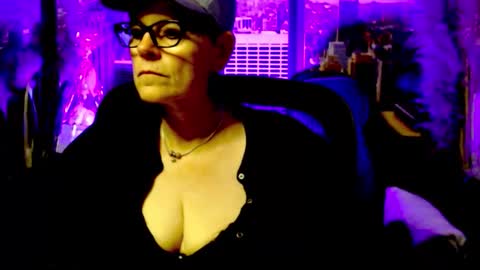 MollySun Nina Randmann online show from May 30, 2026, 4:59 pm