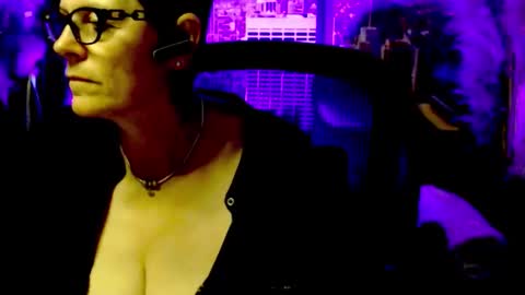 MollySun Nina Randmann online show from June 4, 2026, 4:24 pm