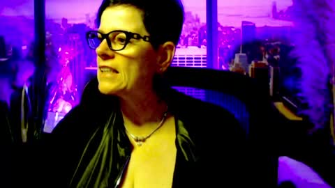 MollySun Nina Randmann online show from June 13, 2026, 5:22 pm