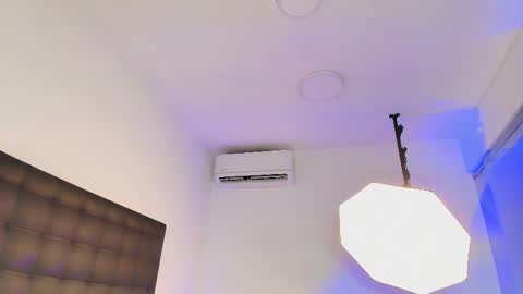 mollywoodd online show from February 12, 2026, 3:40 pm