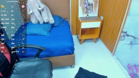 Snapshot of molytaylor2 chatting on April 9, 2026, 7:52 pm molytaylor2 online show from April 9, 2026, 7:52 pm