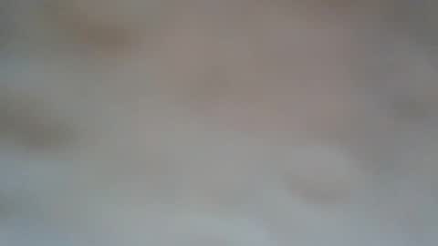 moment71200 online show from November 25, 2025, 4:07 pm