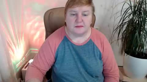 Mommy99X online show from December 4, 2024, 7:39 am