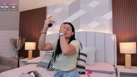 Snapshot of mommy_naughty_ chatting on September 19, 2025, 11:22 am Letty Smith online show from September 19, 2025, 11:22 am