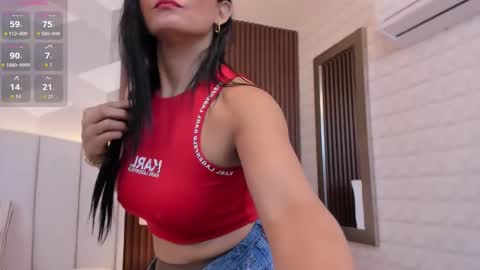 Snapshot of mommy_naughty_ chatting on October 1, 2025, 11:27 am Letty Smith online show from October 1, 2025, 11:27 am