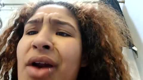 Mommy bubbles online show from January 10, 2025, 1:20 pm