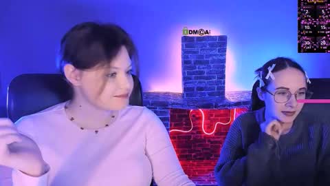 Mona  online show from February 1, 2026, 8:07 pm