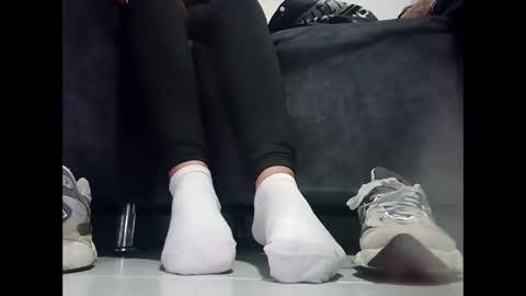 monalia17 online show from January 9, 2026, 6:16 am