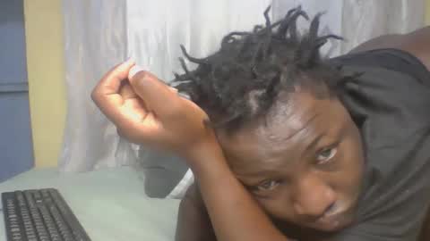 monalisaah online show from December 1, 2025, 1:49 pm