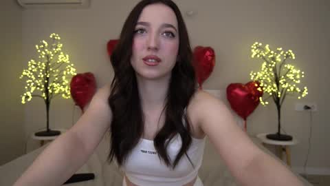 Snapshot of monamourrrr chatting on February 20, 2025, 7:23 am Taina online show from February 20, 2025, 7:23 am