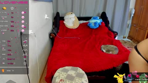 Snapshot of monica_elder chatting on December 19, 2024, 1:18 pm Monica Elder online show from December 19, 2024, 1:18 pm