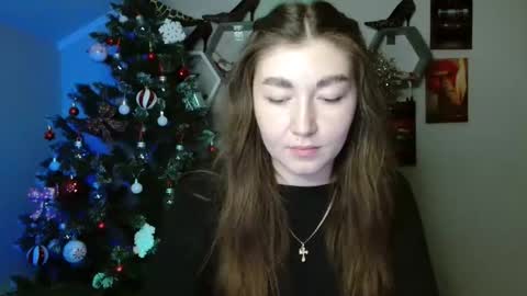 sweet girl and shine body online show from November 11, 2025, 11:10 am