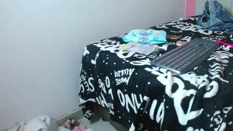 monicahotsex303av online show from December 12, 2024, 9:30 am