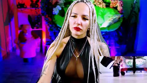 Monika online show from October 7, 2025, 11:07 am