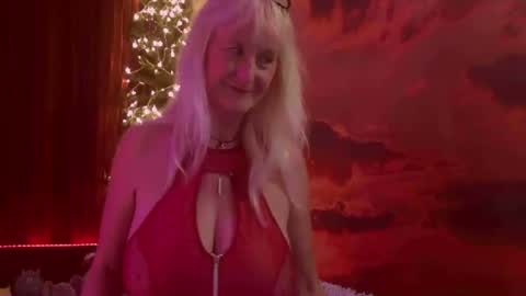 Snapshot of monicutex chatting on December 31, 2024, 1:57 am Monika    online show from December 31, 2024, 1:57 am