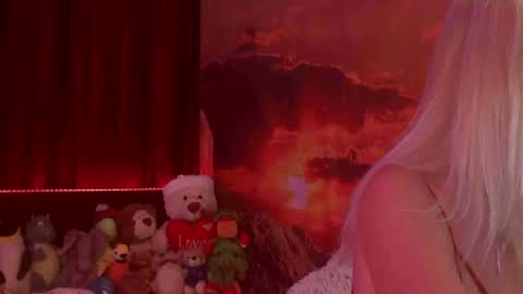 Snapshot of monicutex chatting on January 12, 2025, 2:45 am Monika    online show from January 12, 2025, 2:45 am