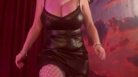 Snapshot of monicutex chatting on January 16, 2025, 2:19 am Monika    online show from January 16, 2025, 2:19 am