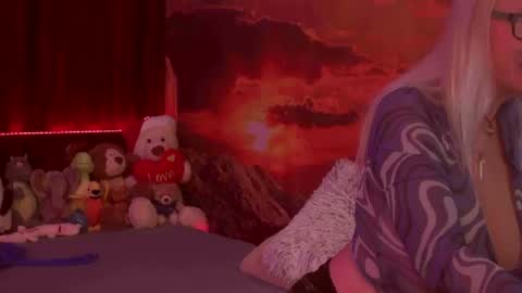 Snapshot of monicutex chatting on February 14, 2025, 7:38 am Monika    online show from February 14, 2025, 7:38 am