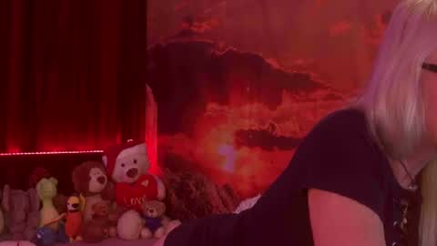 Snapshot of monicutex chatting on March 8, 2025, 3:28 am Monika    online show from March 8, 2025, 3:28 am