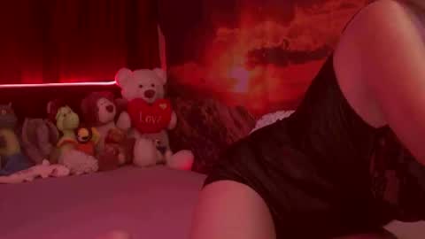 Snapshot of monicutex chatting on September 12, 2025, 1:17 am Monika    online show from September 12, 2025, 1:17 am