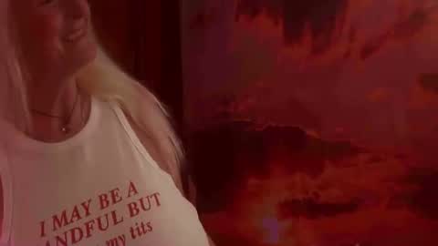 Snapshot of monicutex chatting on October 4, 2025, 1:25 am Monika    online show from October 4, 2025, 1:25 am