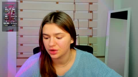 Snapshot of monika_youu chatting on December 5, 2024, 2:31 am Monika online show from December 5, 2024, 2:31 am