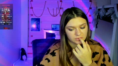 Snapshot of monika_youu chatting on December 11, 2024, 4:18 am Monika online show from December 11, 2024, 4:18 am