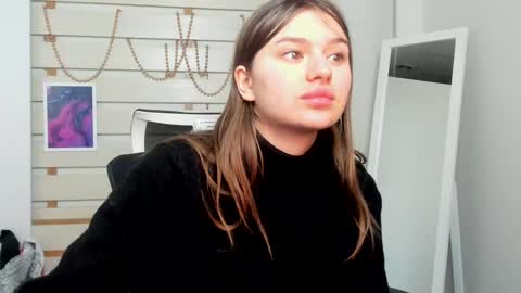 Snapshot of monika_youu chatting on February 9, 2025, 7:09 pm Monika online show from February 9, 2025, 7:09 pm