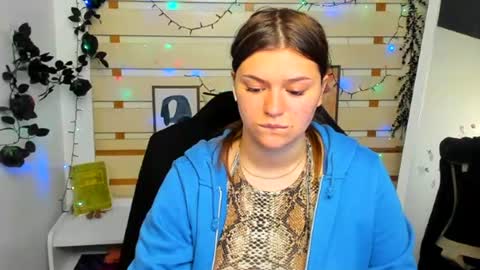 Monika online show from April 23, 2026, 12:29 pm