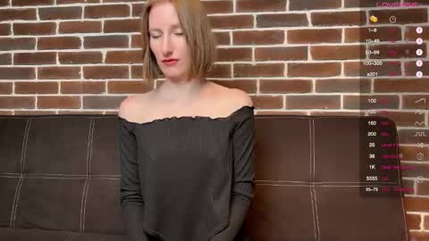 MonikaBos online show from November 10, 2025, 9:58 pm