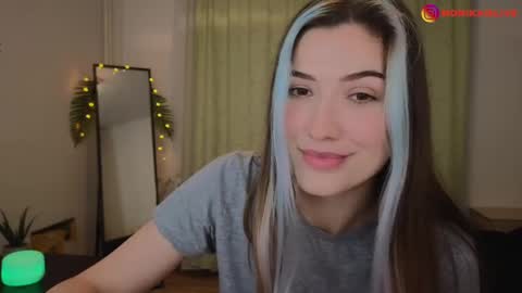 Snapshot of monikavenom chatting on January 23, 2025, 4:59 pm Monika online show from January 23, 2025, 4:59 pm