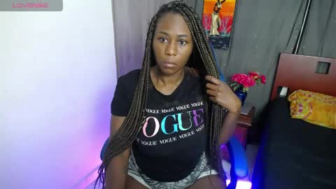 monique78854192 online show from April 27, 2026, 3:59 am