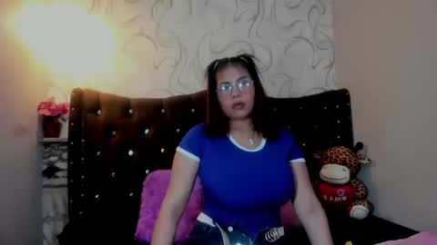 Monica online show from October 15, 2025, 3:23 pm