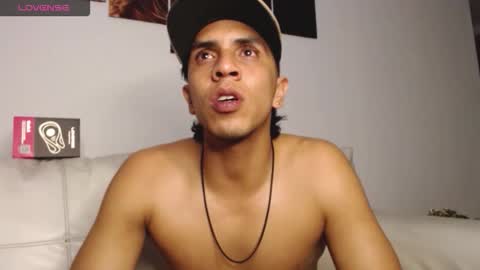 Snapshot of monkey_uchiha77 chatting on February 20, 2026, 2:52 am simon dice online show from February 20, 2026, 2:52 am