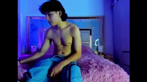 monky_0002 online show from March 6, 2026, 12:07 am