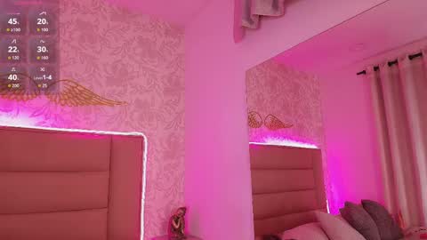 Adriana online show from April 23, 2026, 2:41 pm