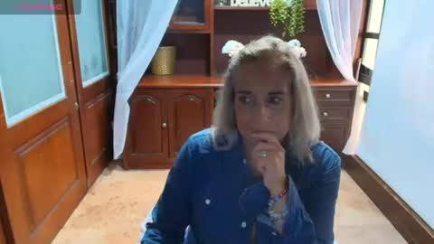 Snapshot of monserratgray chatting on July 4, 2026, 1:06 pm MONSERRAT online show from July 4, 2026, 1:06 pm