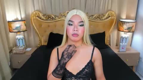 Snapshot of monstercock_olivia chatting on May 28, 2026, 8:00 am OliviaRoxy online show from May 28, 2026, 8:00 am