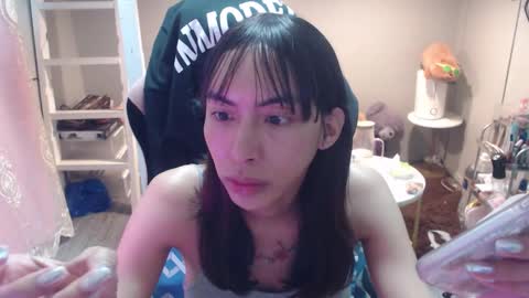 ELYSE A SIMPLE GIRL online show from October 15, 2025, 10:04 am